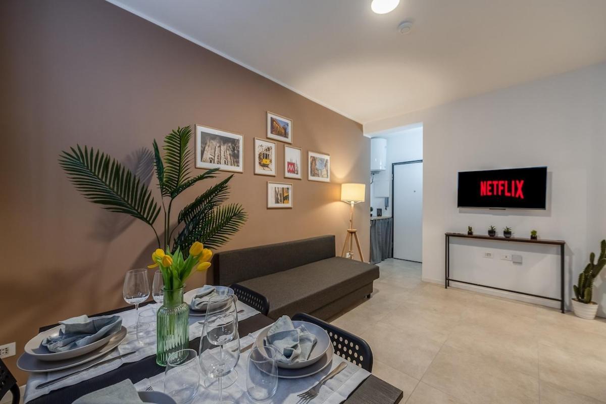 Authentic Private Flat 2 Min From Navigli Apartment Милано Екстериор снимка